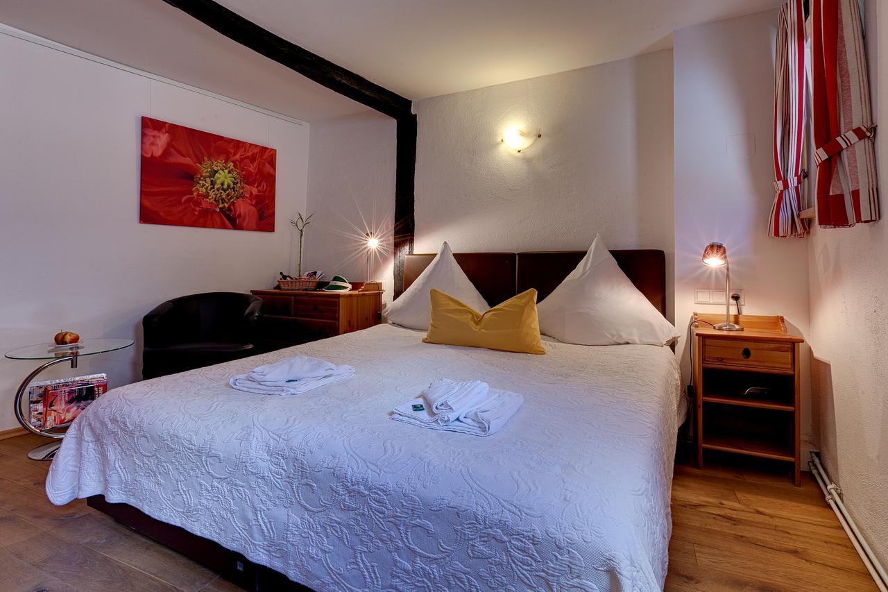 Hotel Kleine Radlerherberge Mockmuhl ภายนอก รูปภาพ