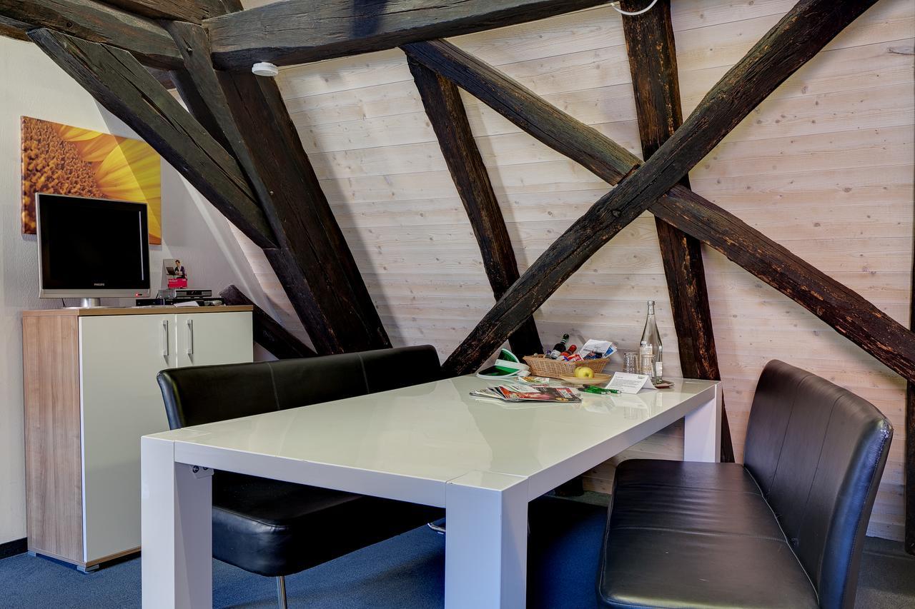 Hotel Kleine Radlerherberge Mockmuhl ภายนอก รูปภาพ