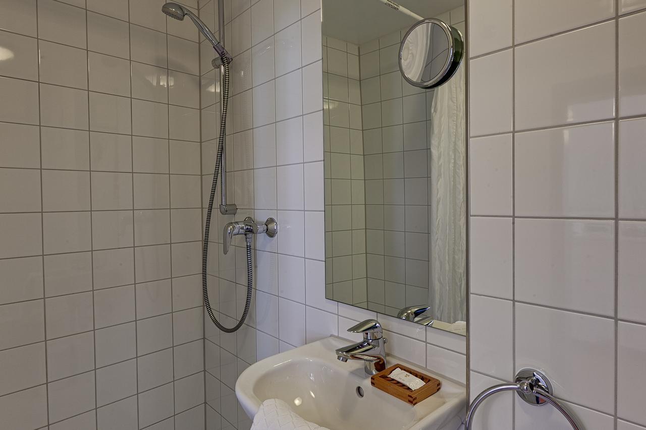 Hotel Kleine Radlerherberge Mockmuhl ภายนอก รูปภาพ